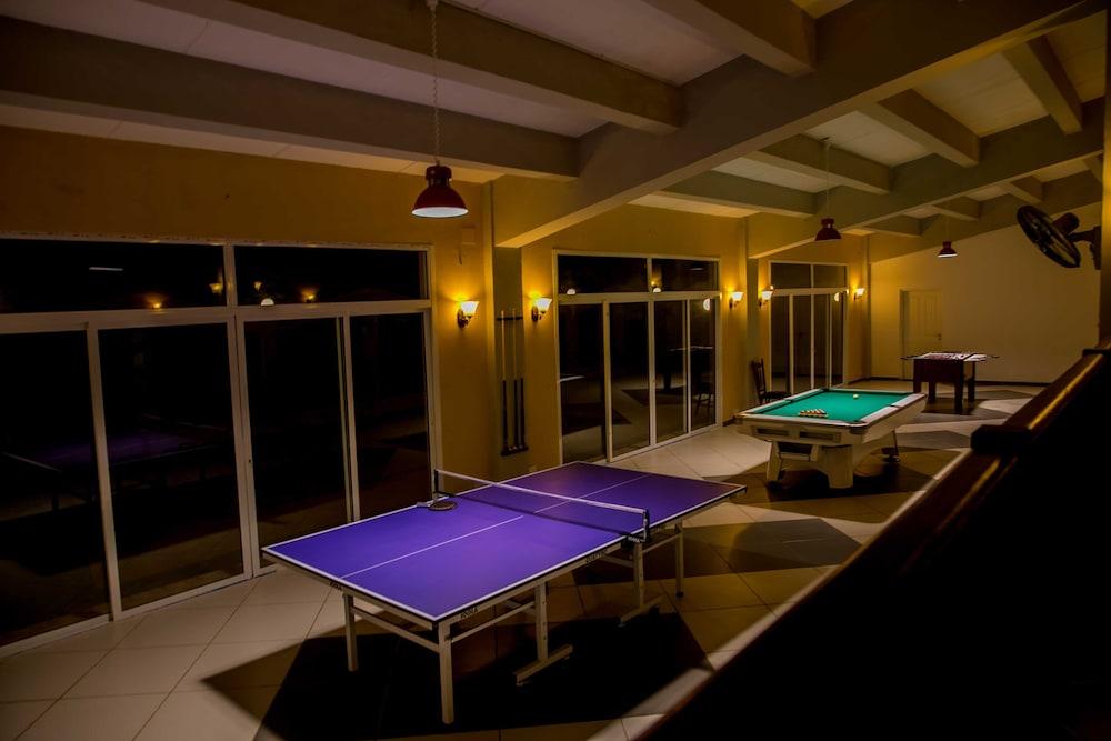 Tropic Garden Hotel Bakau Dış mekan fotoğraf